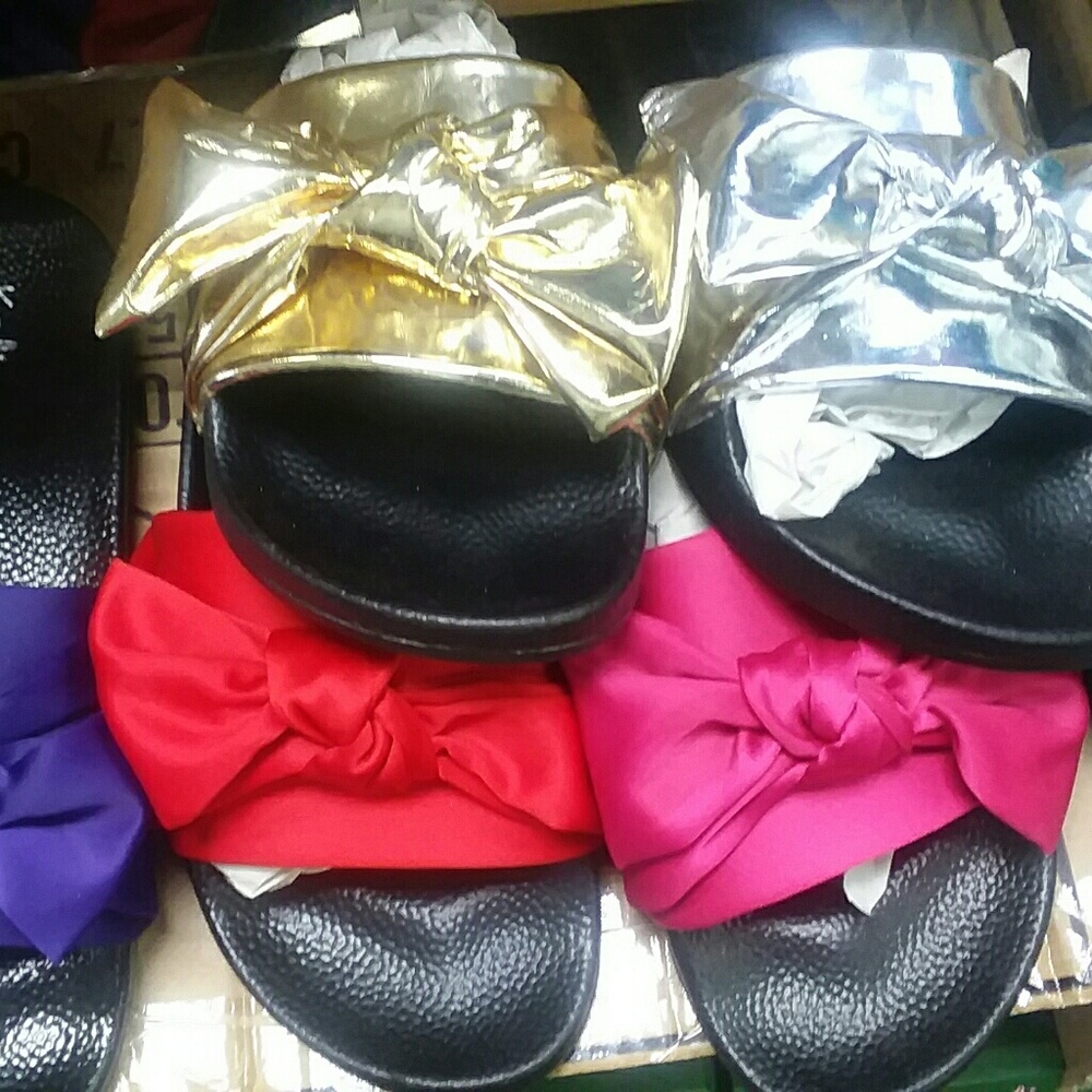 Custom slides - Picture 2 of 2